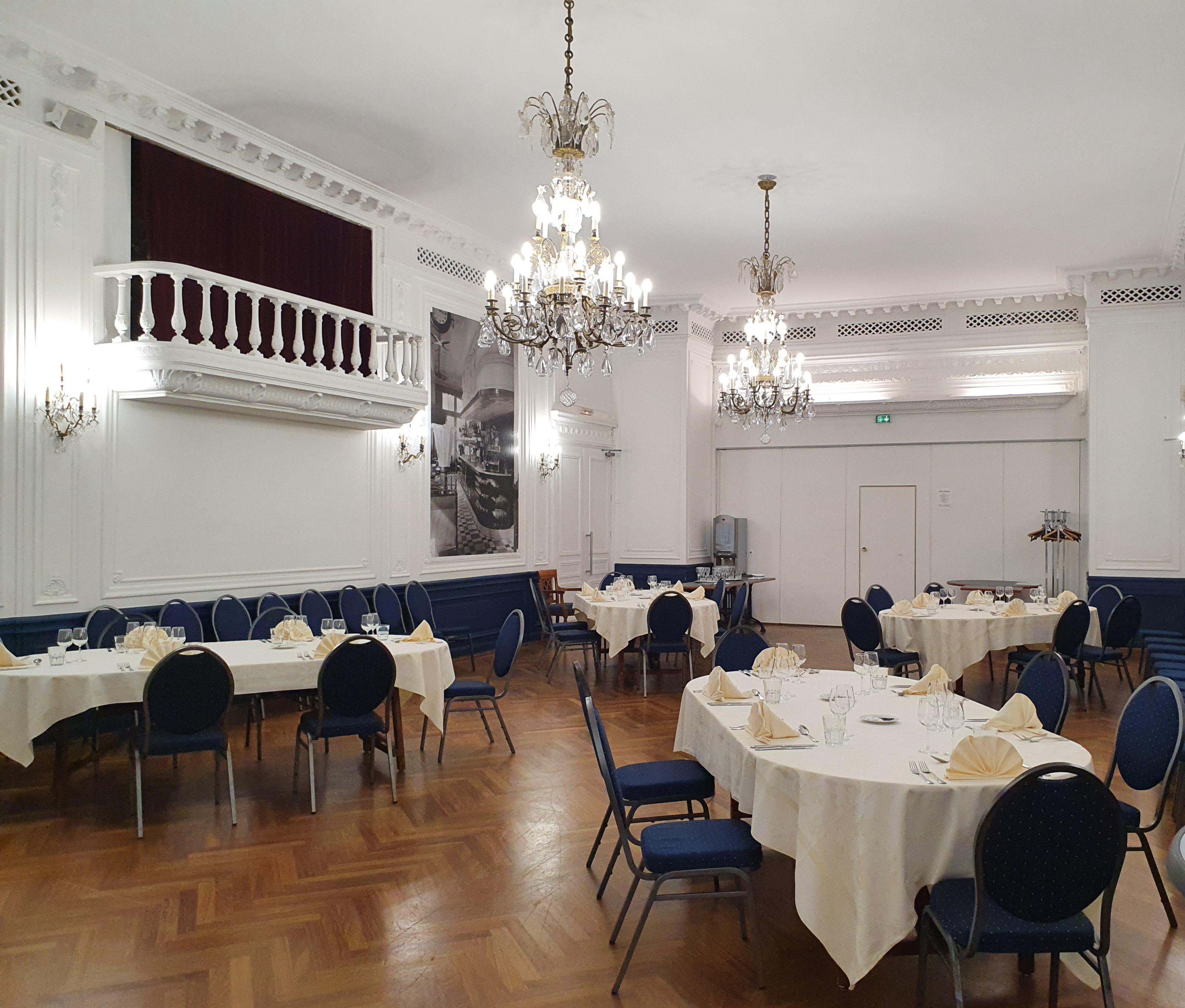 Le Grand Hotel Valenciennes Kültér fotó
